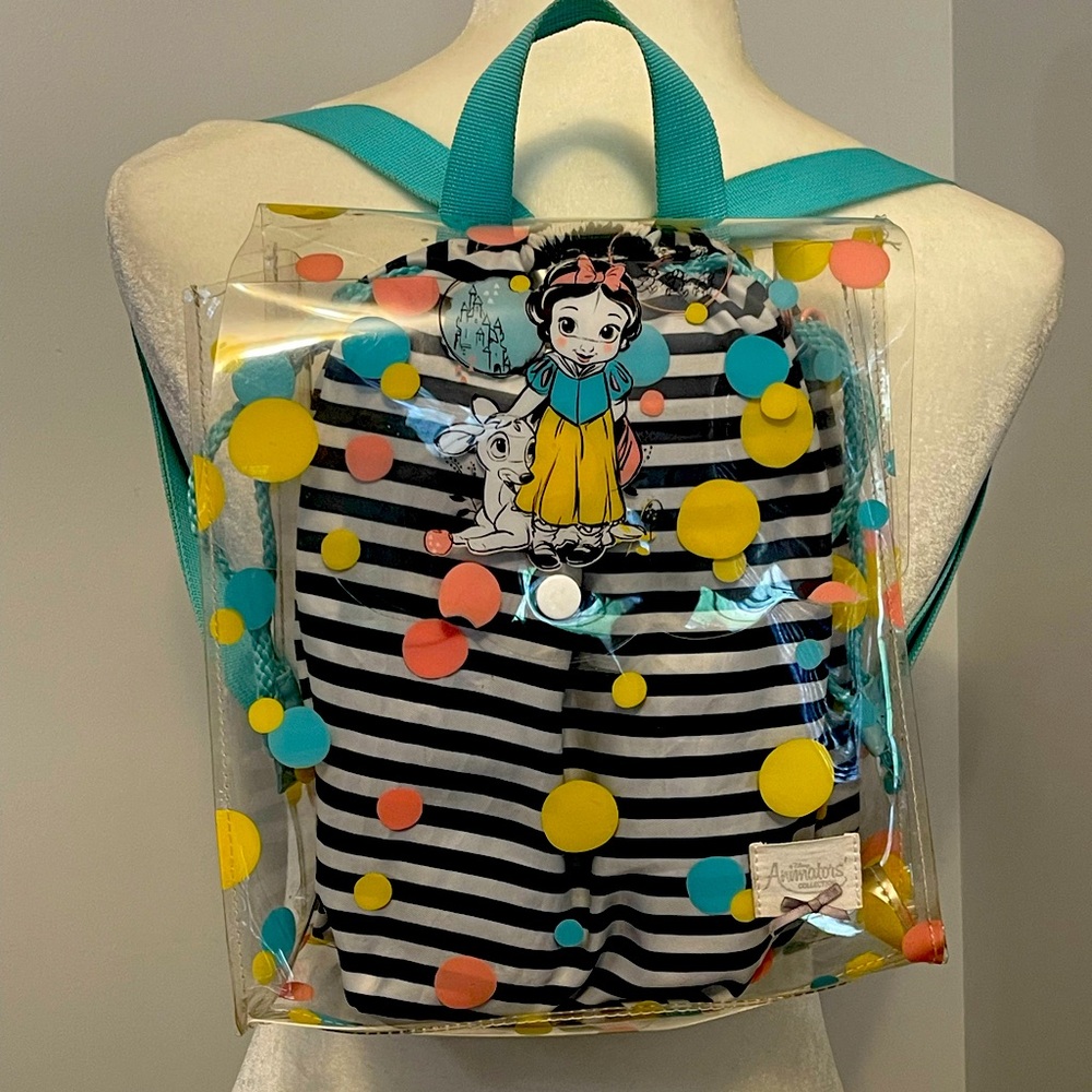 Disney Swim Bag 
Animators Collection 
Clear backpack 
with att draw string bag